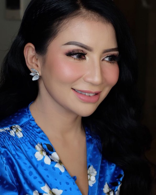 Five Vi. (Instagram/@five_vrachmawati)