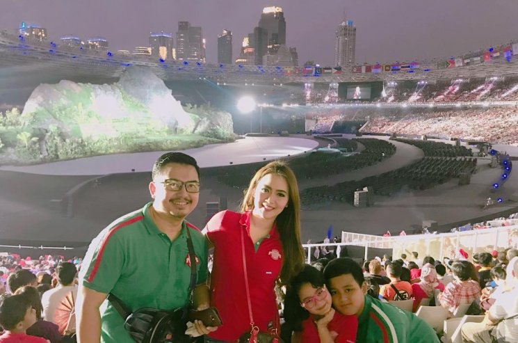 Seleb yang nonton upacara pembukaan Asian Games 2018. (Instagram/@vegadarwanti123)