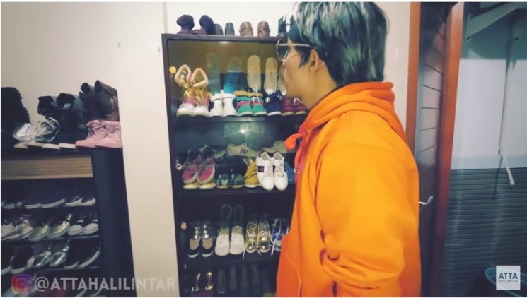 Sudut kamar Ria Ricis. (Youtube/ Atta Halilintar)