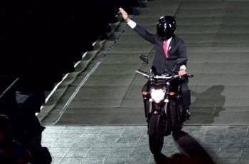 Ribut - ribut Aksi Stunt Presiden Jokowi