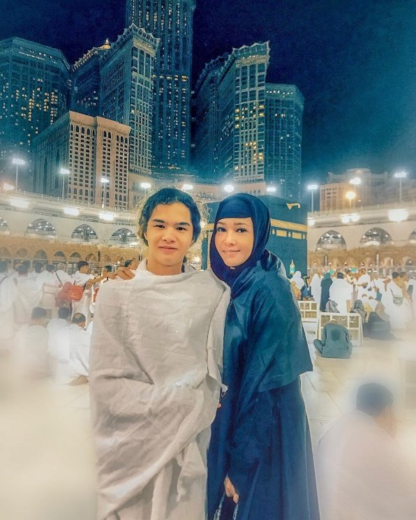 Dul Jaelani dan Maia Estianty. (Instagram/@maiaestiantyreal)