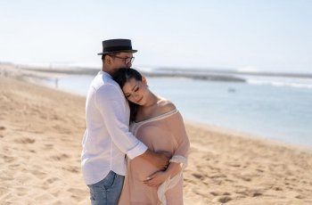 Selamat, Sammy Simorangkir dan Viviane Dikaruniai Anak Pertama