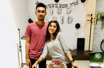 Tetap Mesra, 5 Artis Ini Menikahi Pria yang Lebih Muda