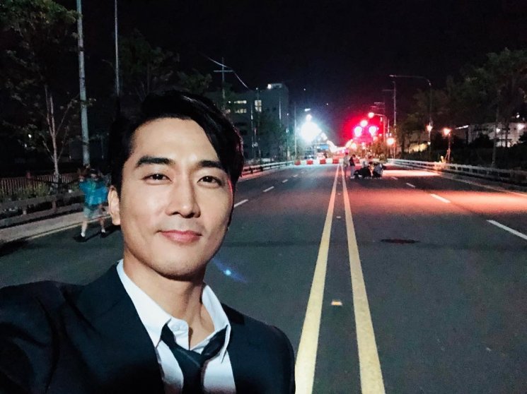 Song Seung Hun (Instagram/@songseungheon1005)