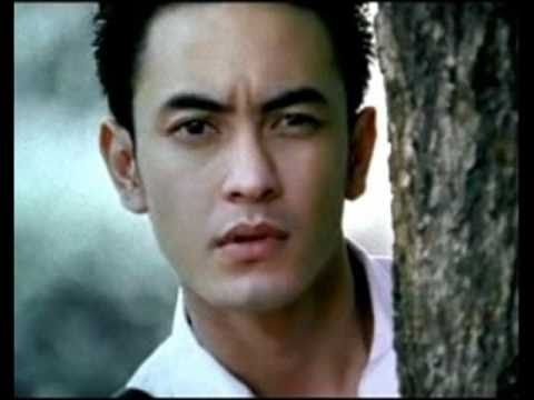 Zumi Zola memulai debut sebagai aktor. (NET)