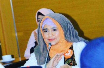 Sepak Terjang Neno Warisman, Dari Jadi Aktris Hingga Aktivis