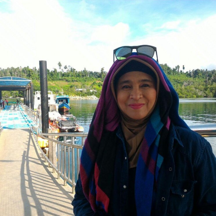 Neno Warisman (Instagram/@bundanenowarisman)