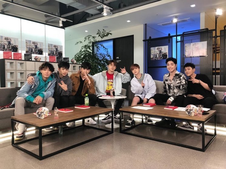 iKON (Instagram/@withikonic)