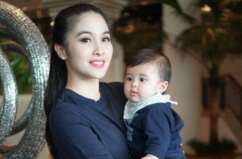 5 Foto Gemesin Raphael Moeis, Putra Sandra Dewi yang Punya Jet Pribadi