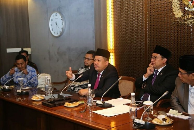 Anggota DPR menerima kunjungan Ahmad Dhani. (Instagram/@ahmaddhaniprast)