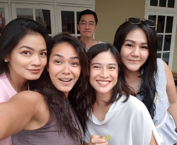 Geng Cinta dan Mamet (Instagram/@therealdisastr)
