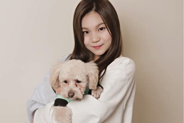 Umji GFriend (Instagram/@umjiofficial)