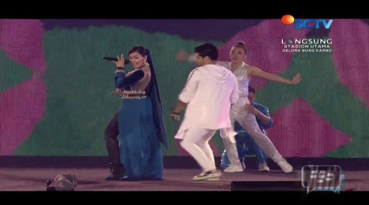 Siddharth Slathia dan Denada (Twitter/@sctv_)
