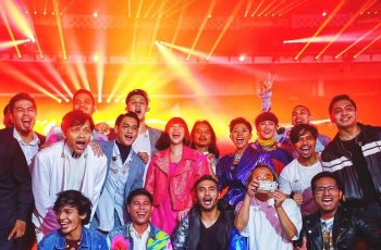 7 Momen Hangat Artis di Balik Layar Closing Asian Games 2018