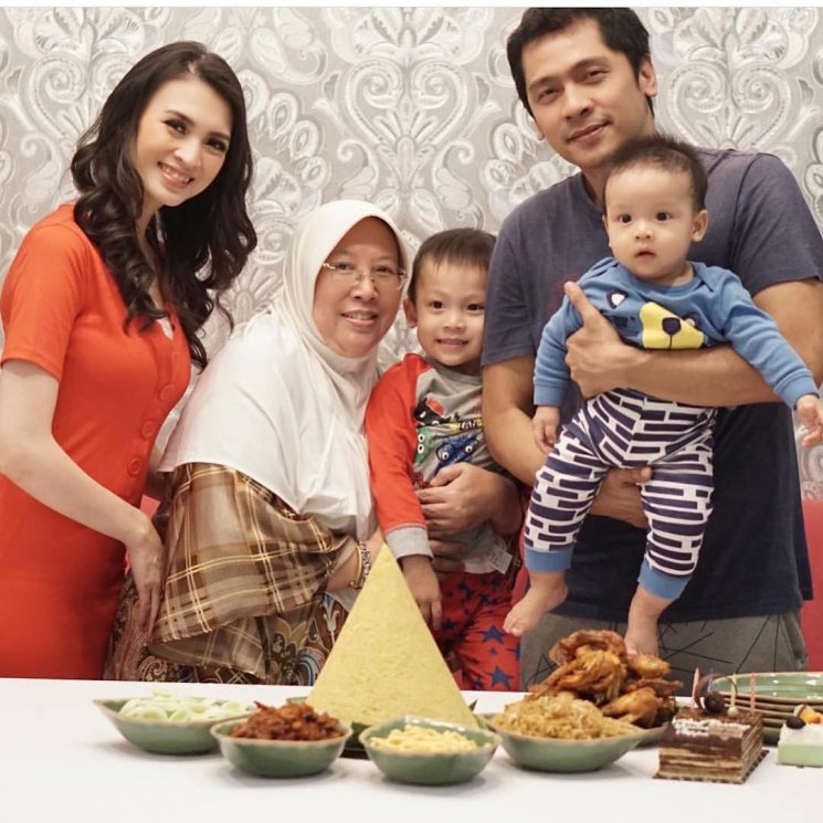 Donita dan Adi Nugroho (Instagram/@donitabhubiy)
