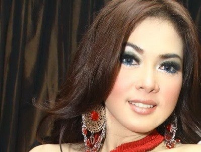 Transformasi Syahrini. (NET)
