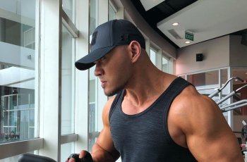 Disomasi Akibat Lelucon, Deddy Corbuzier Tunjukkan Kedekatan dengan Difabel