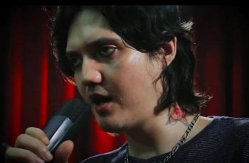 Penangkapan Ozzy Albar yang Sangat Disayangkan