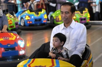 9 Transformasi Jan Ethes, Cucu Presiden Jokowi yang Baru Masuk SD