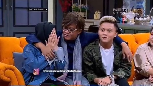 Dari kiri ke kanan: Putri Delina, Sule dan Rizky Febian. (Instagram)