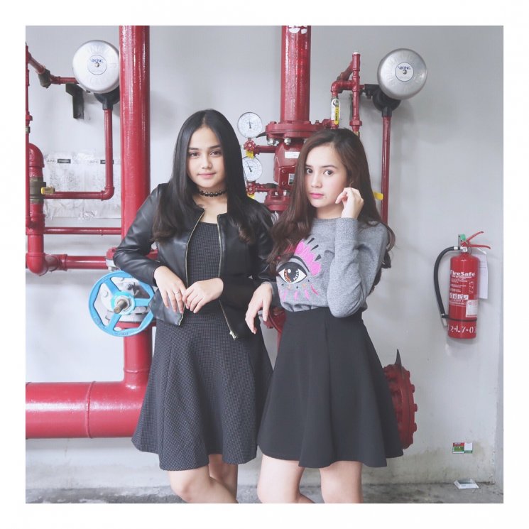 Syifa Hadju dan Beby Tsabina. (Instagram/@syifahadjureal)