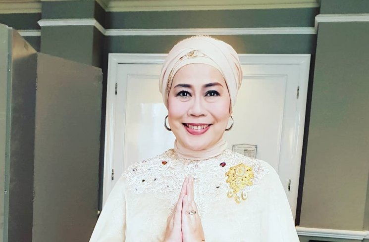 Dewi Yull. (Instagram/@dewiyullofficial/)
