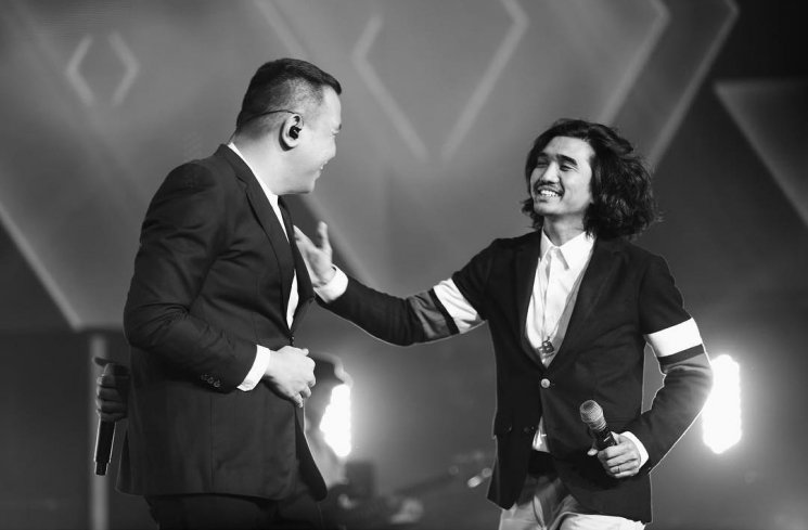 Kolaborasi Tulus dan Sheila on 7. (Instagram/@tulusm)