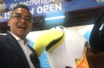 Ayah Wafat, Video Farhan Nangis di Pelukan Ridwan Kamil Bikin Haru
