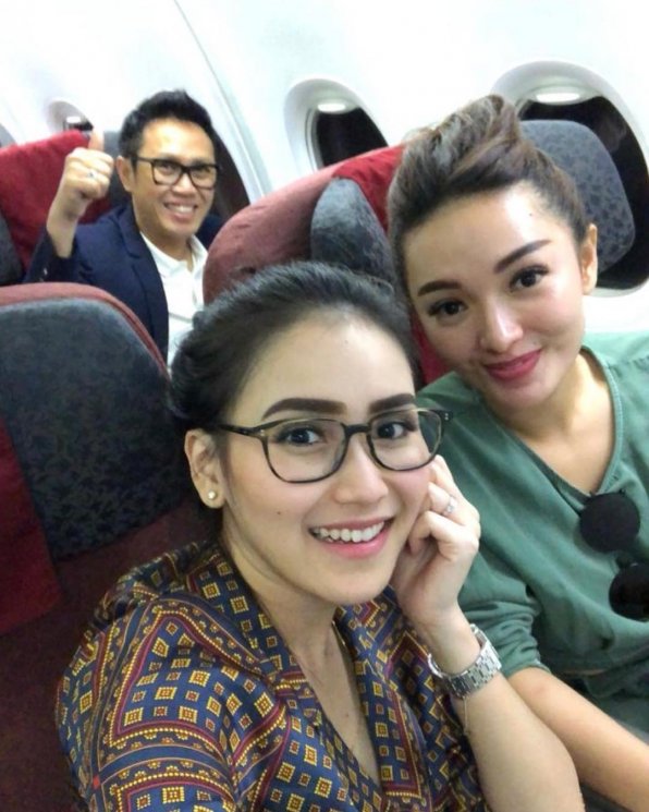 Ayu Ting Ting, Zaskia Gotik dan Eko Patrio. (Instagram/@ekopatriosuper)