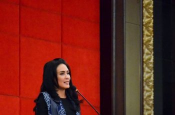 Hadiri Pelantikan Jokowi - Ma'ruf Amin, Rieke Diah Pitaloka: Semoga Aman!
