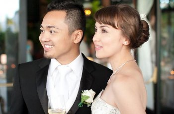 8 Tahun Anniversary, Ini Tips Bahagia ala Rianti Cartwright