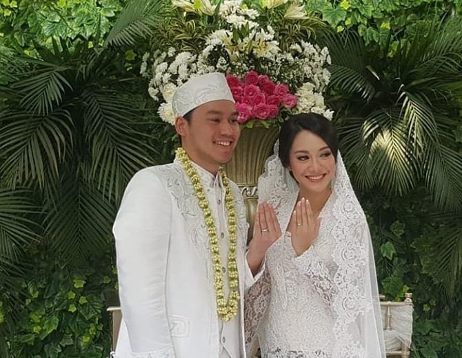 Rama Sahetapy dan Merdianti Octavia menikah (Instagram/@ofc_dewiyull)