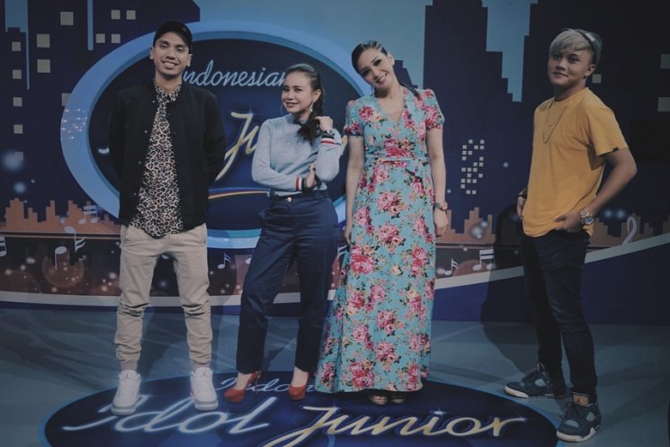 Rizky Febian jadi juri Indonesian Idol Junior 2018. (Instagram/@rizkyfbian)