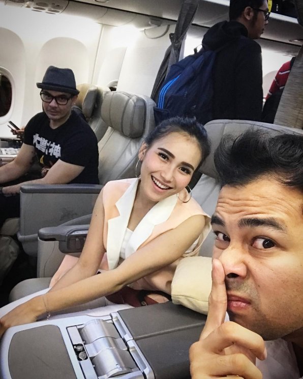 Raffi Ahmad, Ayu Ting Ting dan Beniqno. (Instagram/@raffinagita1717).