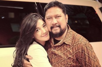 Diajak Foto Naysilla Mirdad, Wajah Jamal Mirdad Disorot: Kok Pucat Sekali