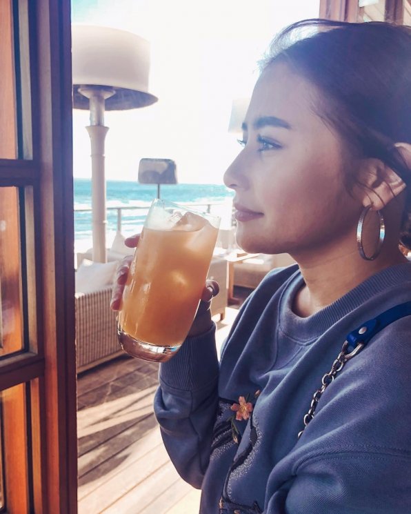Liburan Prilly Latuconsina di Amerika. (Instagram/@prillylatuconsina96/)