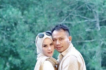 5 Kehebohan Pernikahan Rp 5 Miliar Vicky Prasetyo - Angel Lelga