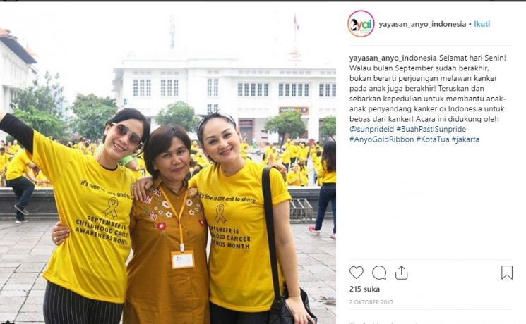 Mona Ratuliu dan Fanny Fabriana untuk Yayasan Anyo Indonesia (Instagram/@yayasan_anyo_indonesia)