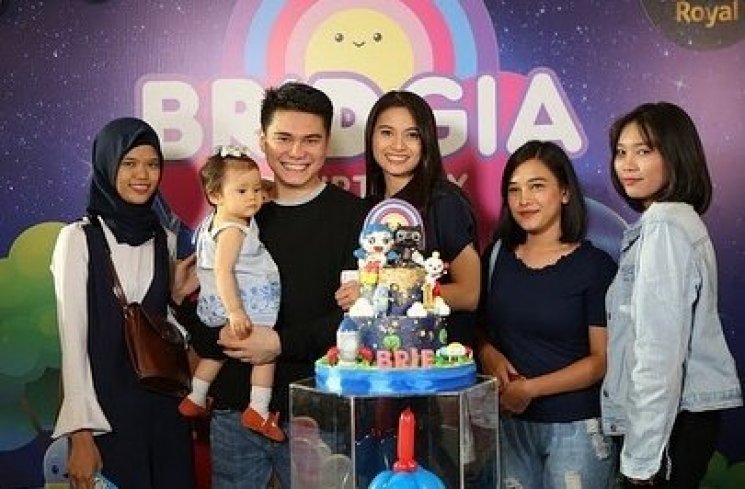 ulang tahun pertama anak Acha Septriasa, Brie (Instagram/@septriasaacha)