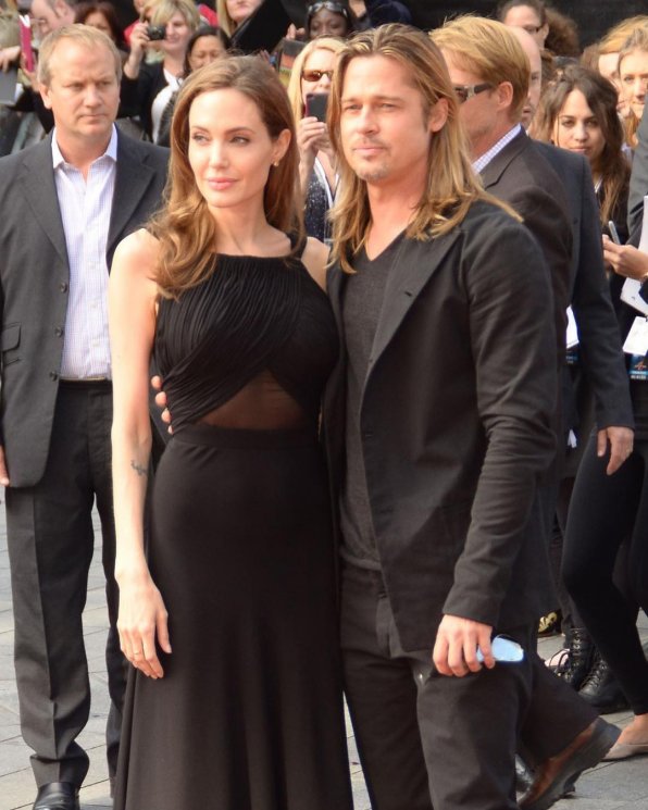 Angelina Jolie dan Brad Pitt (Instagram/@angelinajolie.bradpitt)