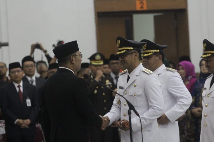 Hengky Kurniawan dilantik sebagai wakil bupati (Instagram/@hengkykurniawan)