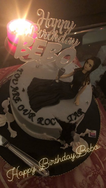 Kue ulang tahun Kareena Kapoor (Instagram/@sakpataudi)