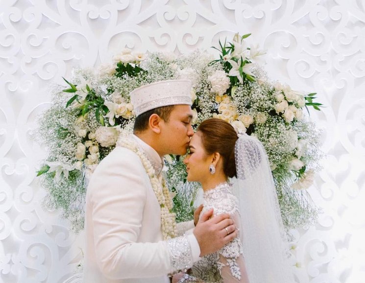 Gilang Dirga dan Adiezty Fersa. (Instagram/@gilangdirga)