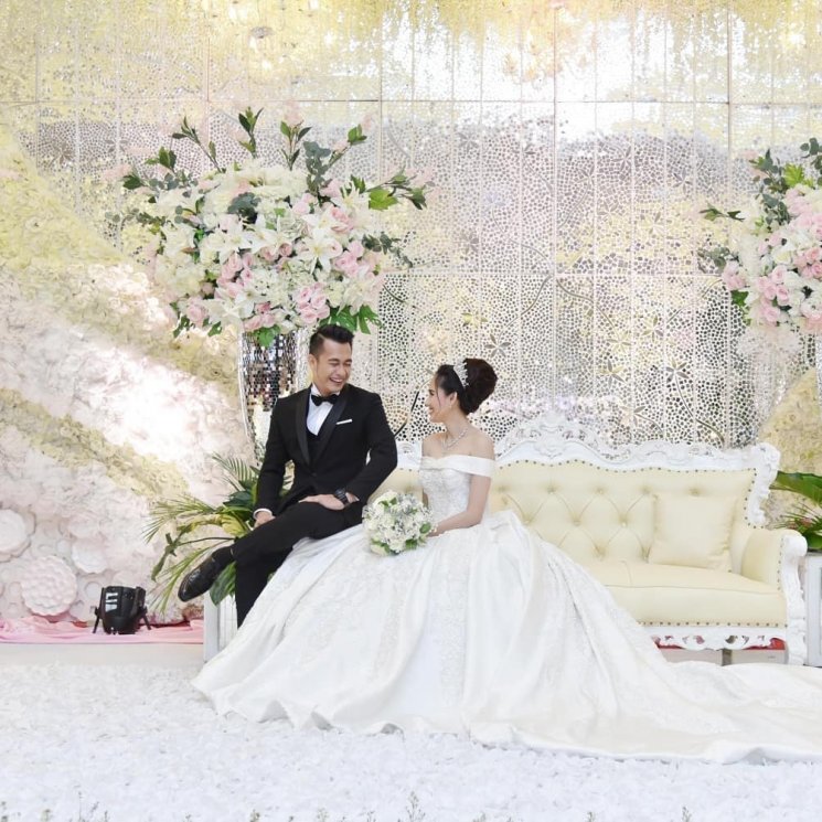 Resepsi pernikahan Eza Gionino dan Meiza Aulia (Instagram/@creative.production)