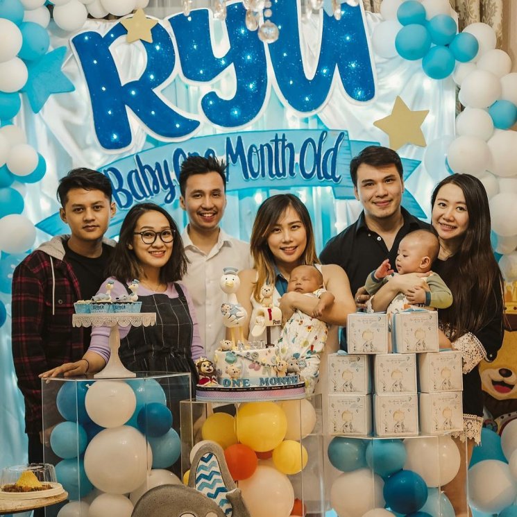 Cherly Juno, Felly Young, Jessyca Stefani Auryn dan para suami (Instagram/@mariokacang)