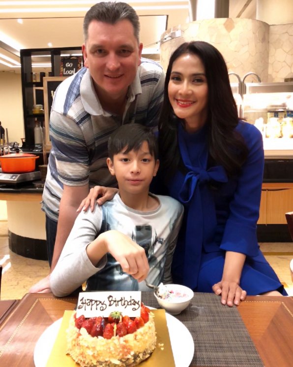 Maudy Koesnaedi, Eddy Maliq Meijer dan Erik Meijer (Instagram/@maudykoesnaedi)
