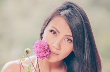Pernikahan Pertama Hancur, 5 Artis Ini Hidup Bahagia Setelah Menikah Lagi