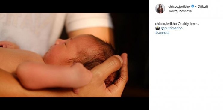 Chicco Jerikho dan Surinala Caroline Jarumilind. (Instagram/@chicco.jerikho)