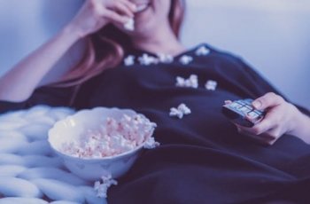 Mau Ketawa Takut Dosa! Deretan Judul Sinetron yang Sering Viral