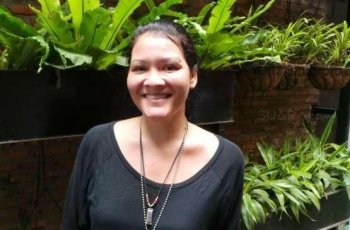 Jelang Pelantikan Presiden, Melanie Soebono: TV Gue Rusak, Bahagia!
